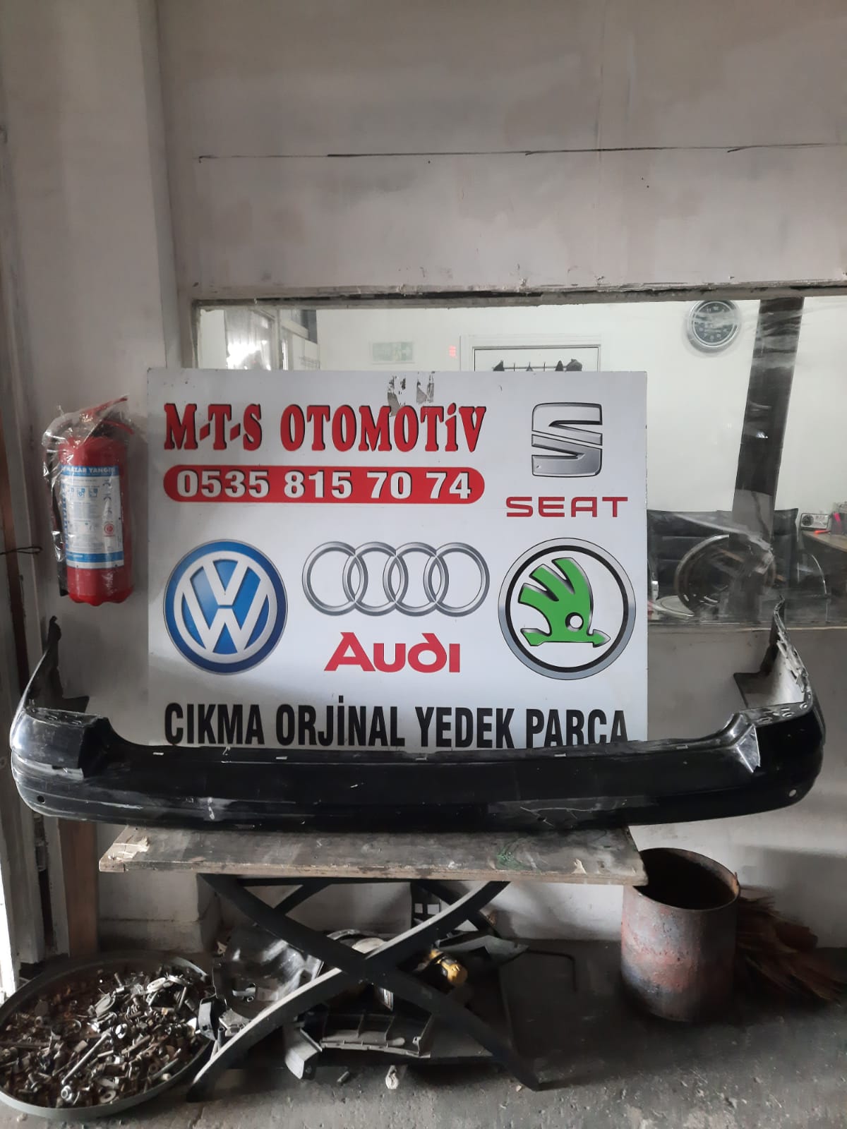 Volkswagen caravella t7 arka tampon